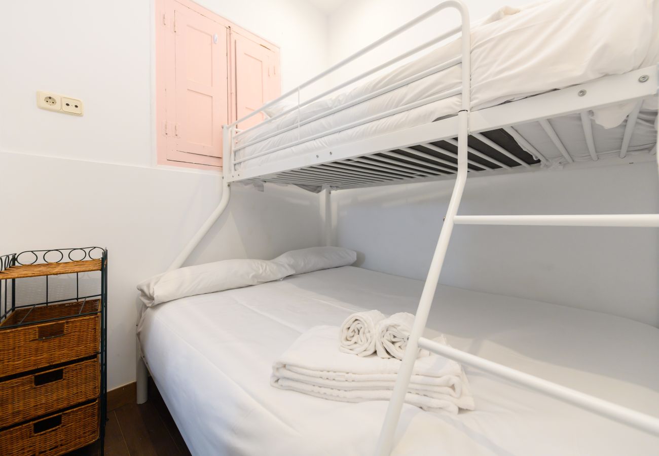 Apartamento en Madrid - M (JJU15503) Dúplex con terraza en Goya