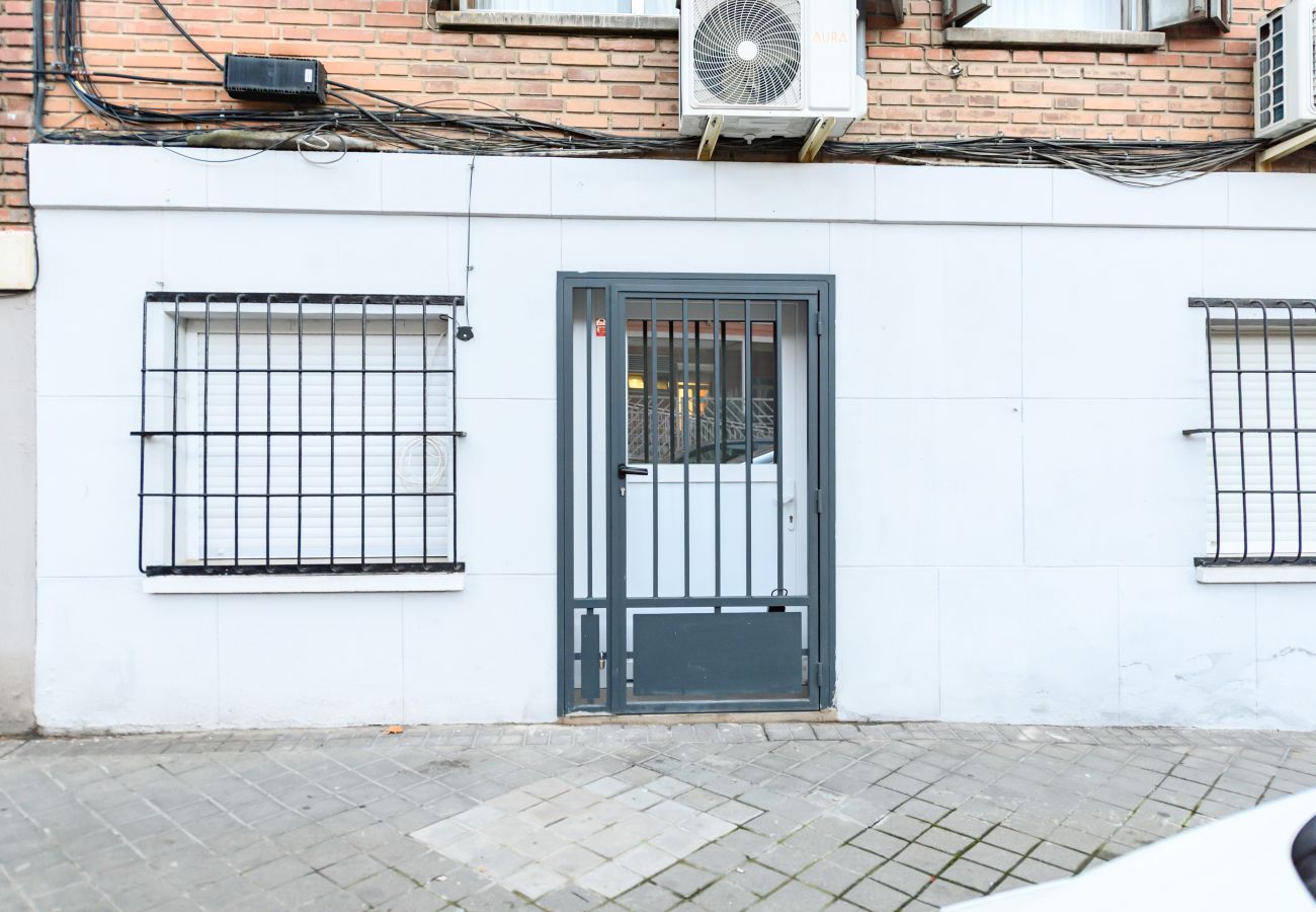 Estudio en Madrid - M (SMA1401) Acogedor estudio en Ciudad Lineal