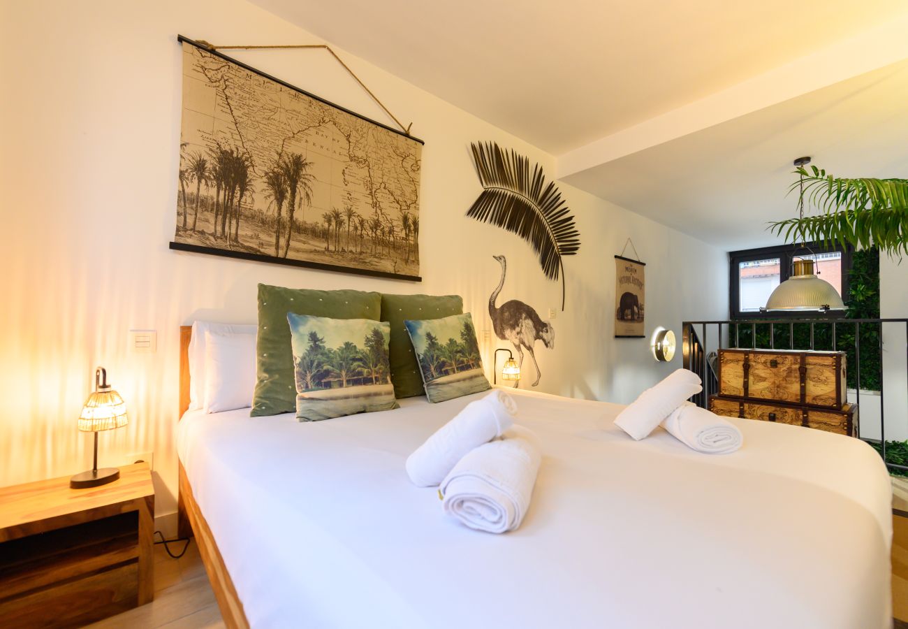 Apartamento en Madrid - M (ALG310B) Amplio y moderno Loft con terraza priv