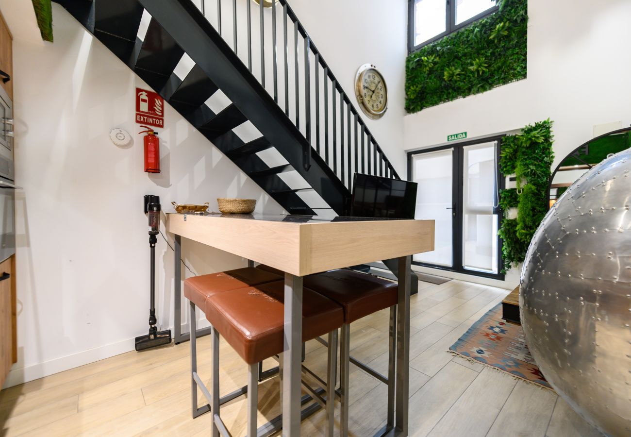 Apartamento en Madrid - M (ALG310B) Amplio y moderno Loft con terraza priv