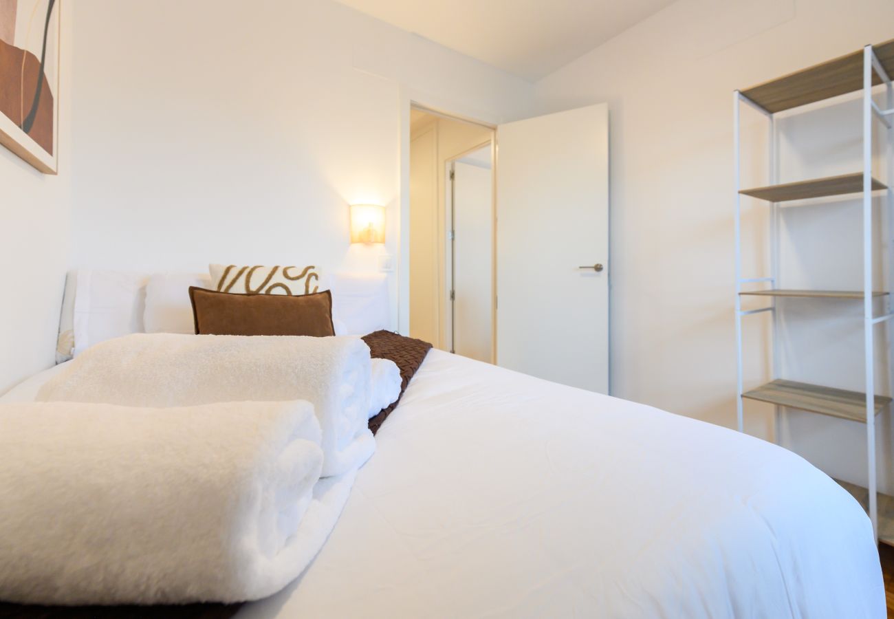 Apartamento en Madrid - M (MOS34D7E) Amplio y elegante piso de dos dormito