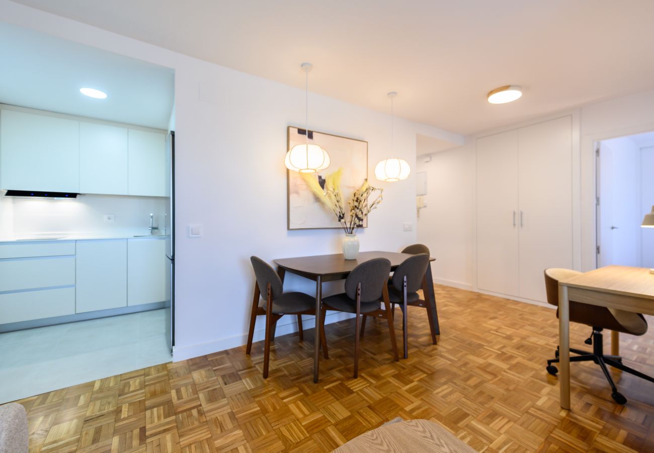 Apartamento en Madrid - M (MOS34D7E) Amplio y elegante piso de dos dormito