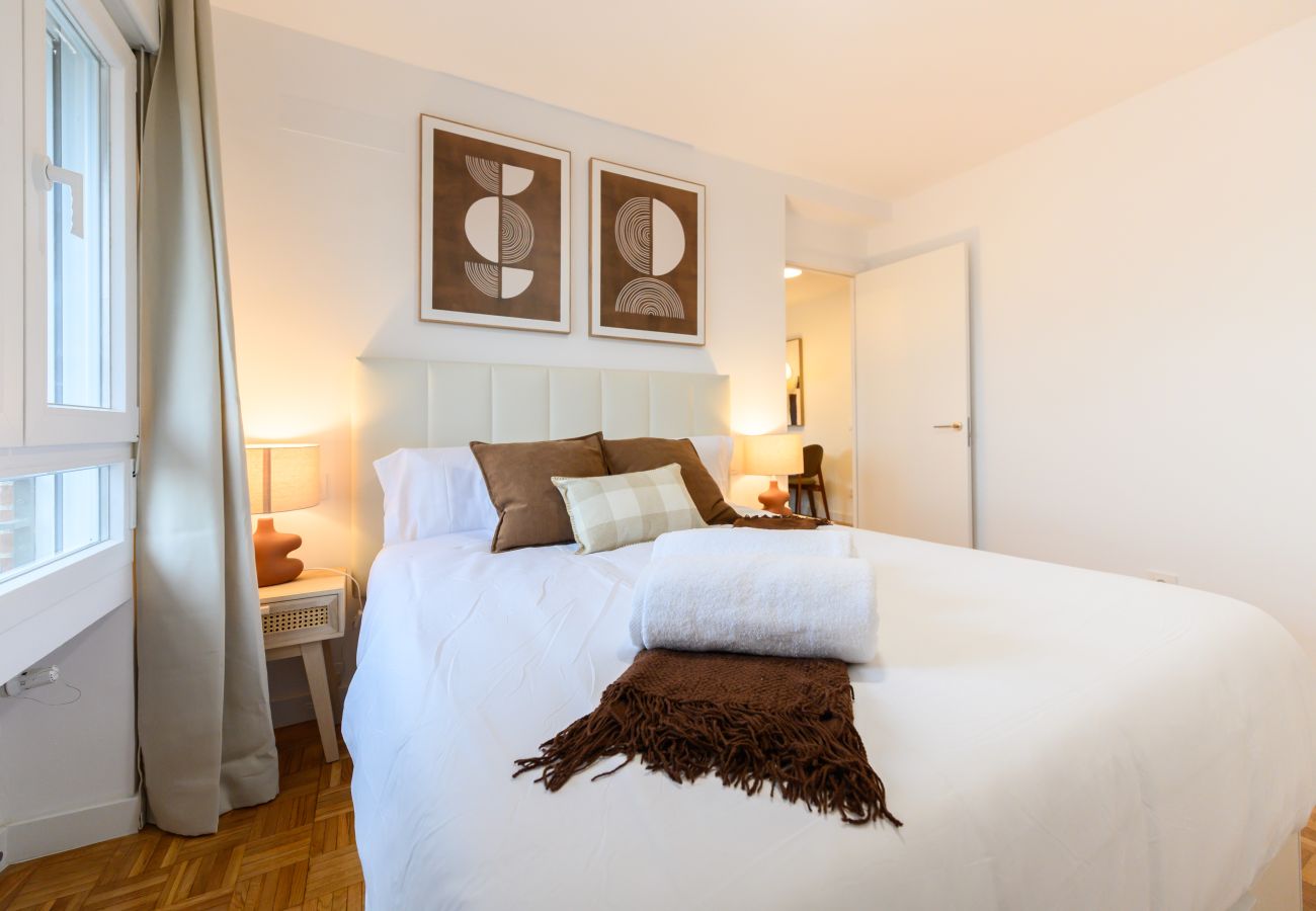 Apartamento en Madrid - M (MOS34D7E) Amplio y elegante piso de dos dormito