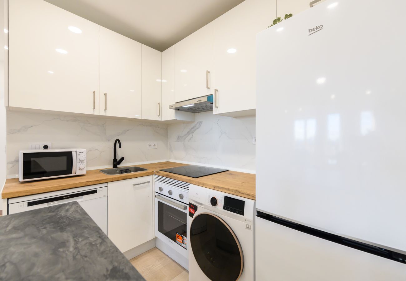 Apartamento en Madrid - M (ABR1710B) Amplio piso de Lujo 2 dormitorios