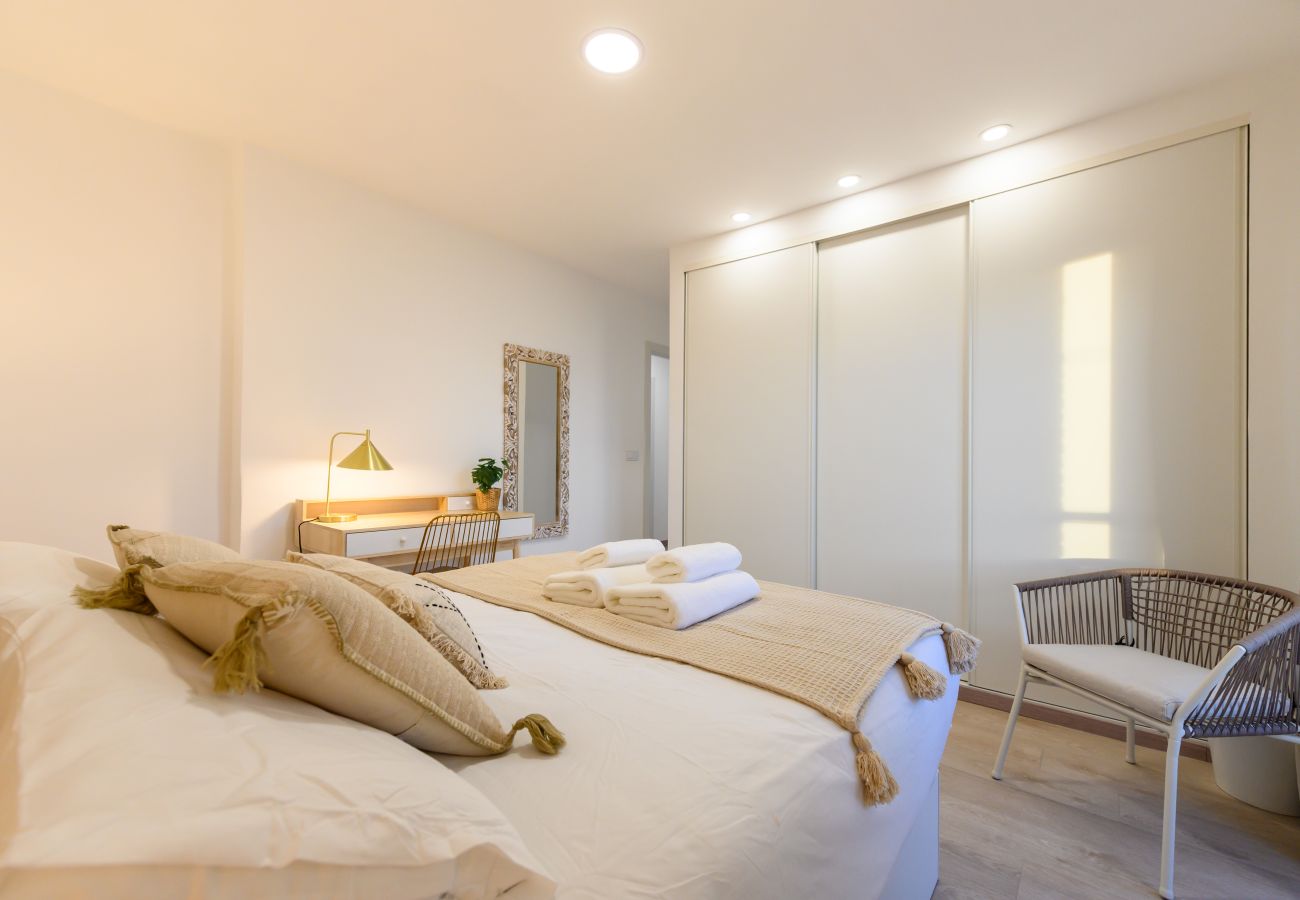 Apartamento en Madrid - M (ABR1710B) Amplio piso de Lujo 2 dormitorios