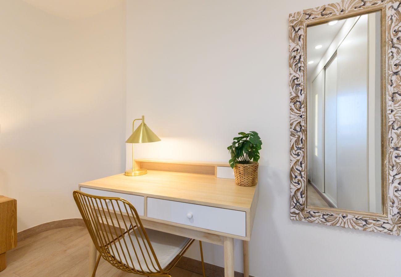 Apartamento en Madrid - M (ABR1710B) Amplio piso de Lujo 2 dormitorios