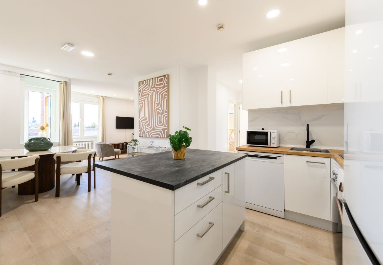 Apartamento en Madrid - M (ABR1710B) Amplio piso de Lujo 2 dormitorios