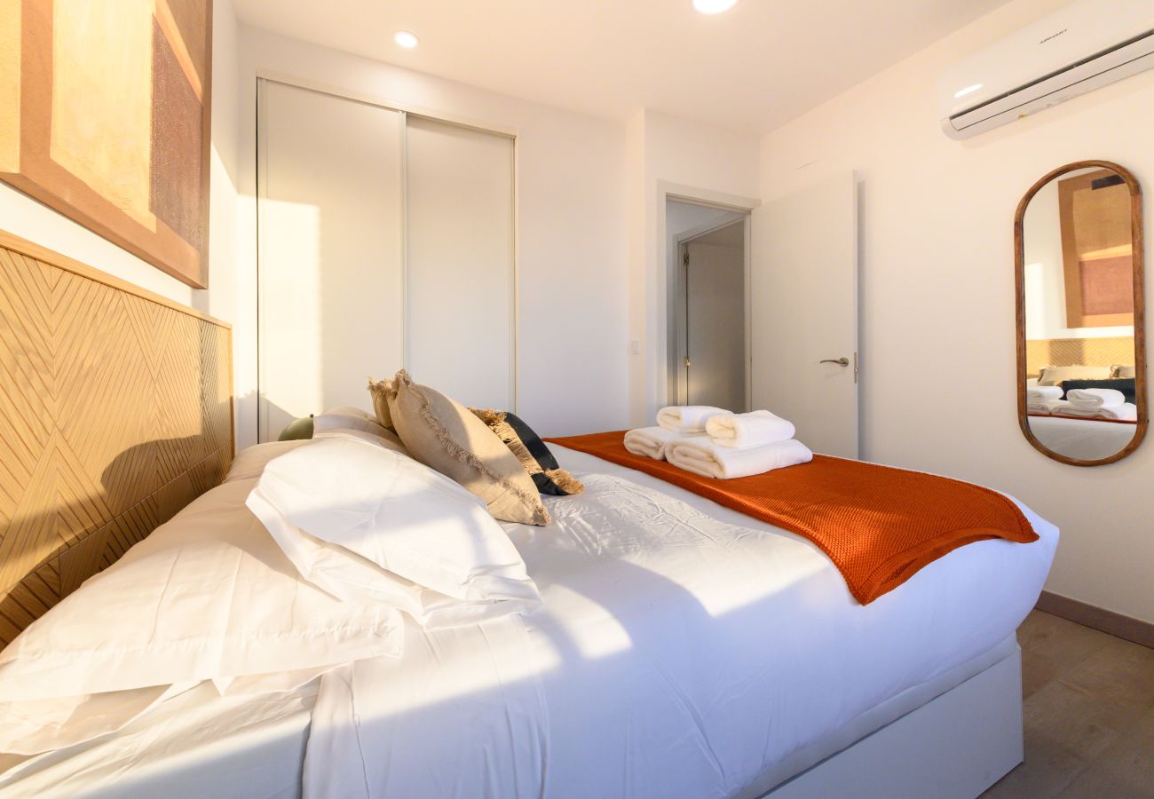 Apartamento en Madrid - M (ABR1710B) Amplio piso de Lujo 2 dormitorios