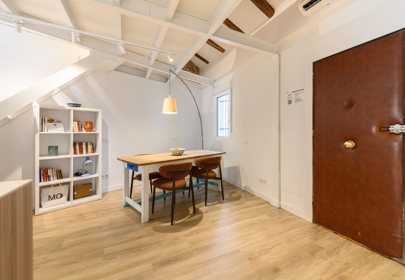 Apartamento en Madrid - M (CDSR215) Amplio y Luminoso Dúplex