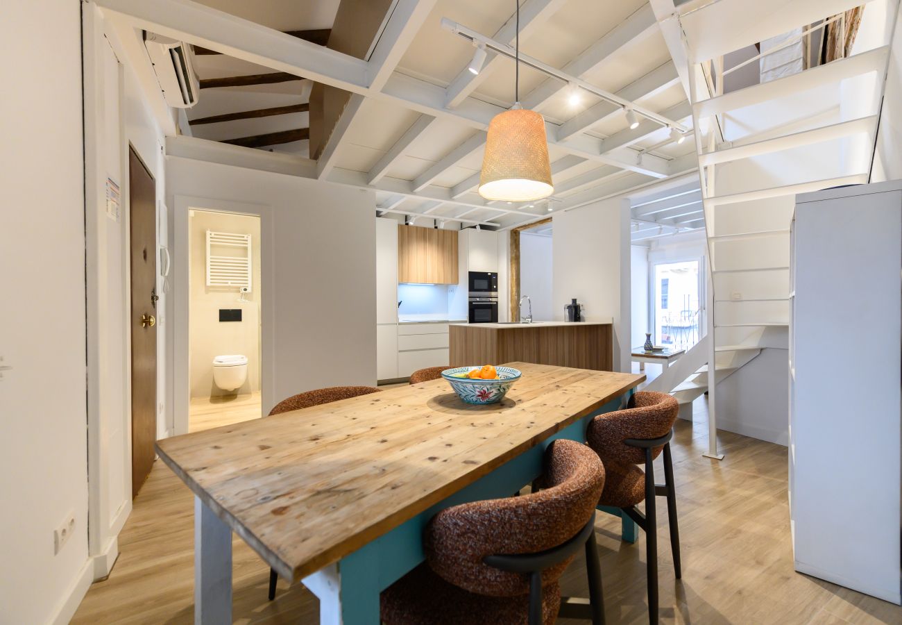 Apartamento en Madrid - M (CDSR215) Amplio y Luminoso Dúplex