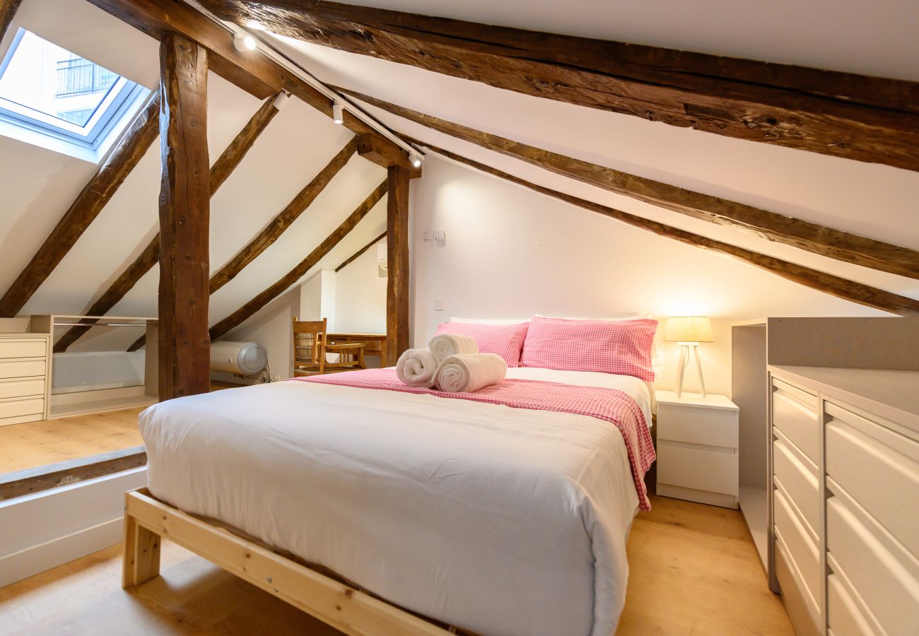 Apartamento en Madrid - M (CDSR215) Amplio y Luminoso Dúplex