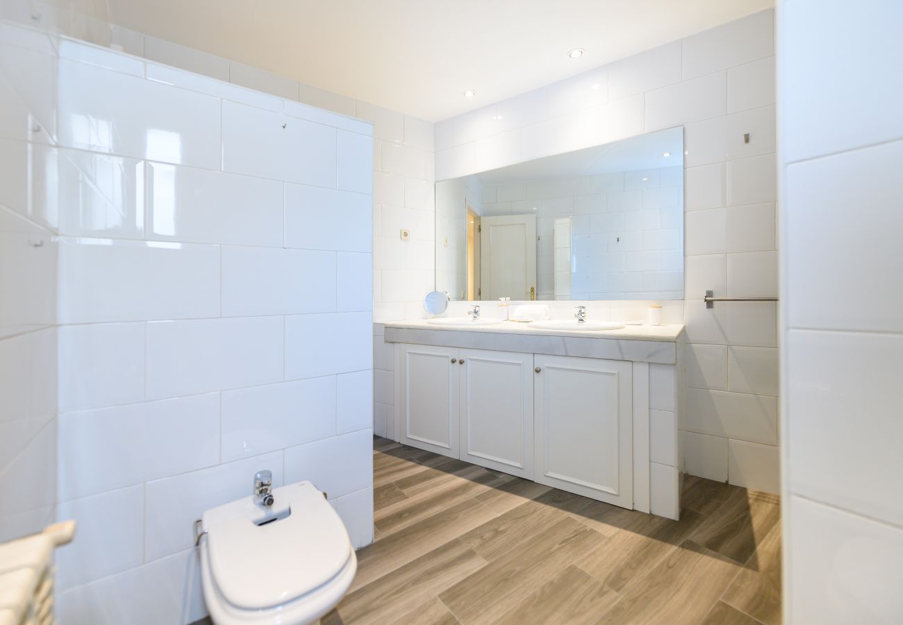 Apartamento en Madrid - M (FER55D) Amplio piso 3 dormitorios en Moncloa