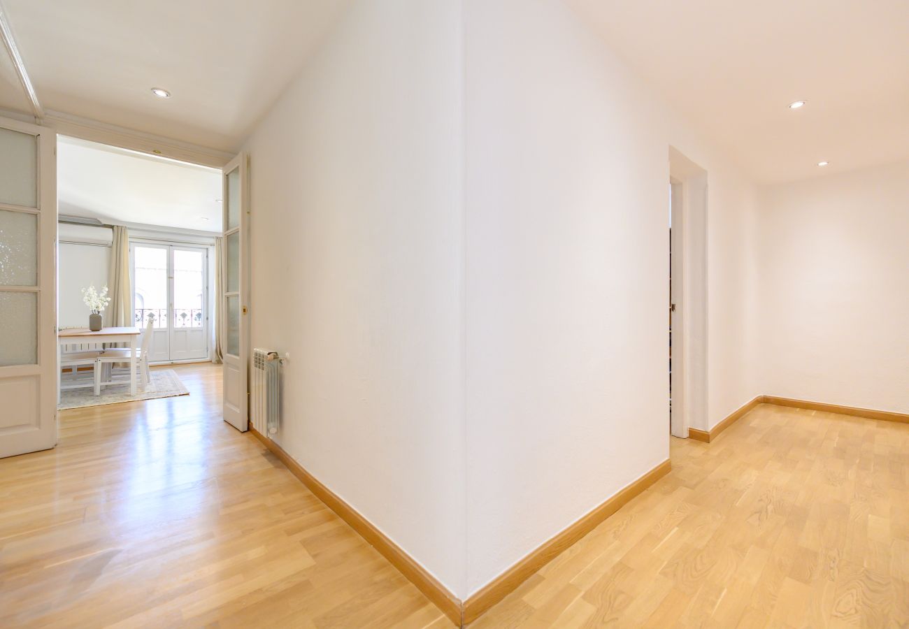 Apartamento en Madrid - M (FER55D) Amplio piso 3 dormitorios en Moncloa