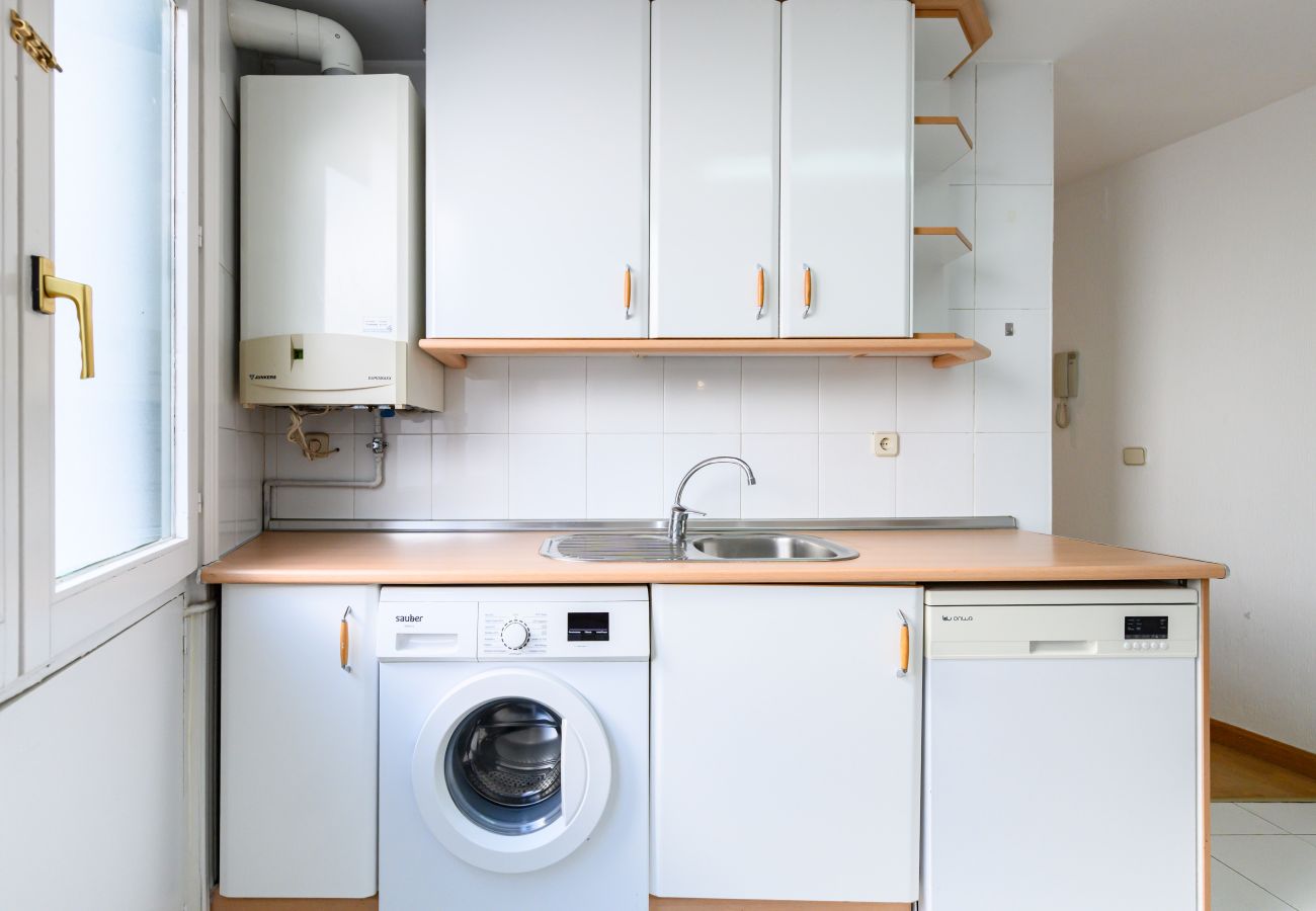 Apartamento en Madrid - M (FER55D) Amplio piso 3 dormitorios en Moncloa