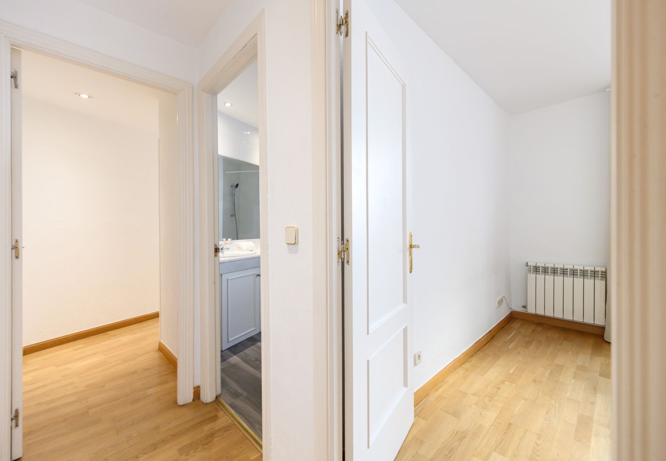 Apartamento en Madrid - M (FER55D) Amplio piso 3 dormitorios en Moncloa