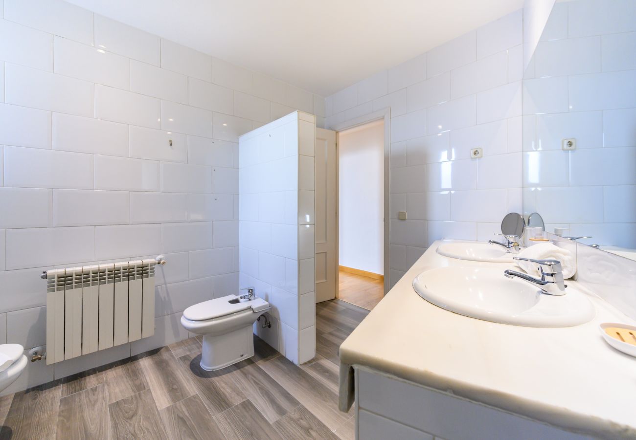 Apartamento en Madrid - M (FER55D) Amplio piso 3 dormitorios en Moncloa