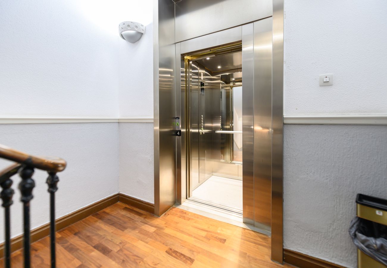 Apartamento en Madrid - M (FER55D) Amplio piso 3 dormitorios en Moncloa