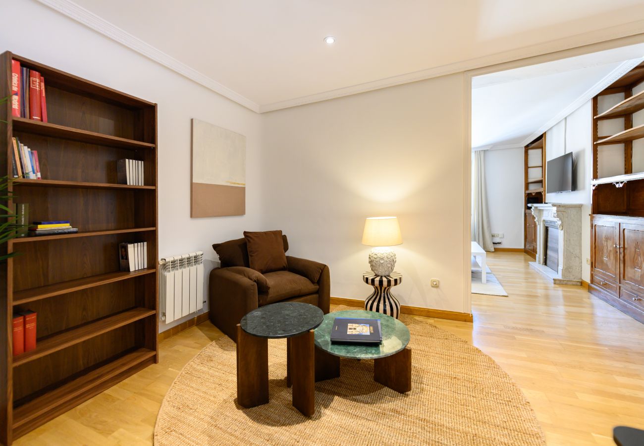 Apartamento en Madrid - M (FER55D) Amplio piso 3 dormitorios en Moncloa