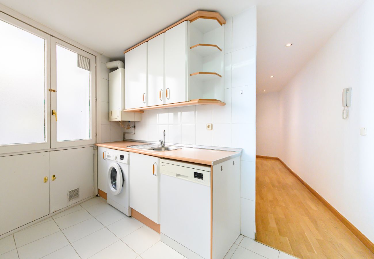 Apartamento en Madrid - M (FER55D) Amplio piso 3 dormitorios en Moncloa