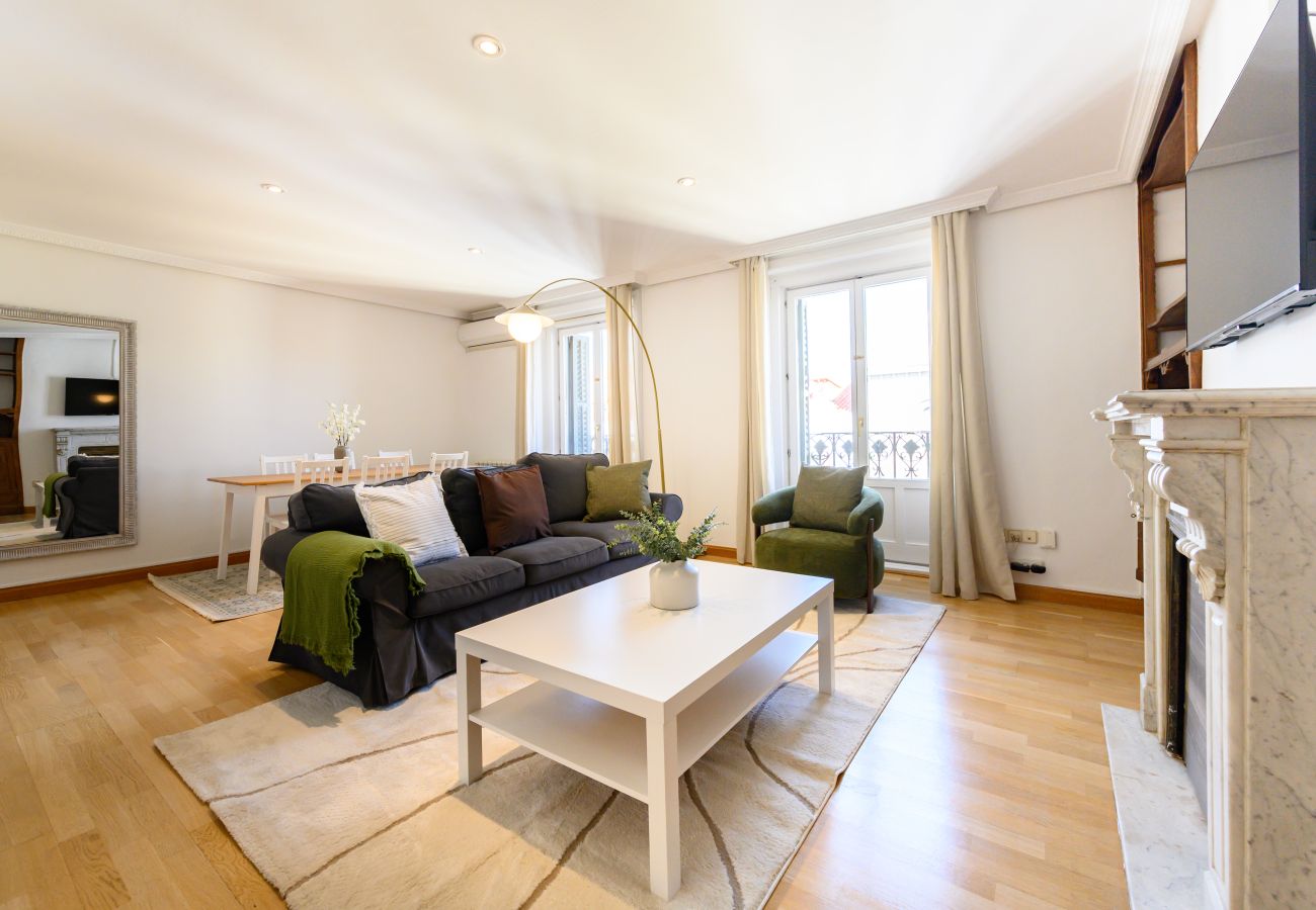 Apartamento en Madrid - M (FER55D) Amplio piso 3 dormitorios en Moncloa