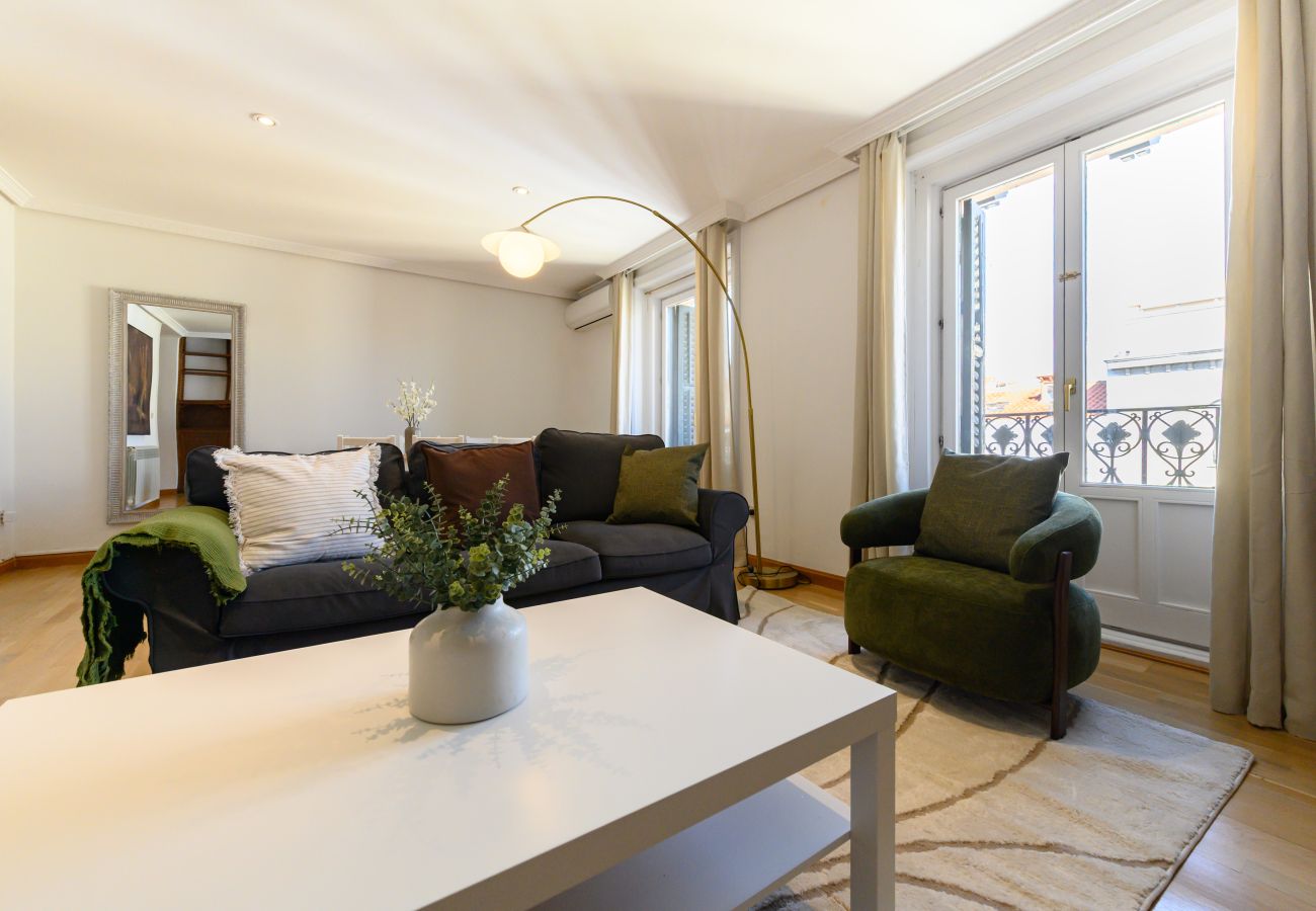 Apartamento en Madrid - M (FER55D) Amplio piso 3 dormitorios en Moncloa