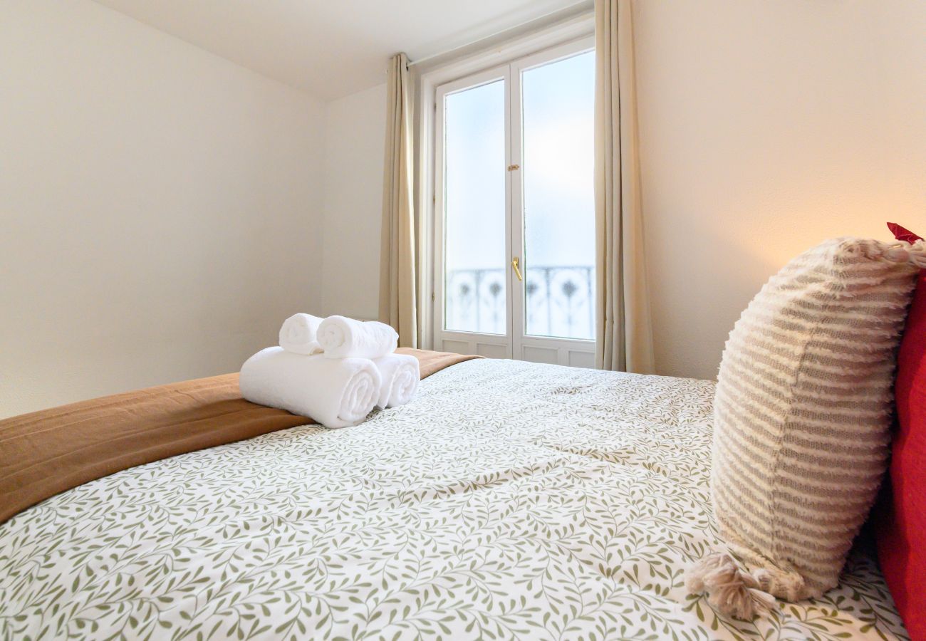 Apartamento en Madrid - M (FER55D) Amplio piso 3 dormitorios en Moncloa