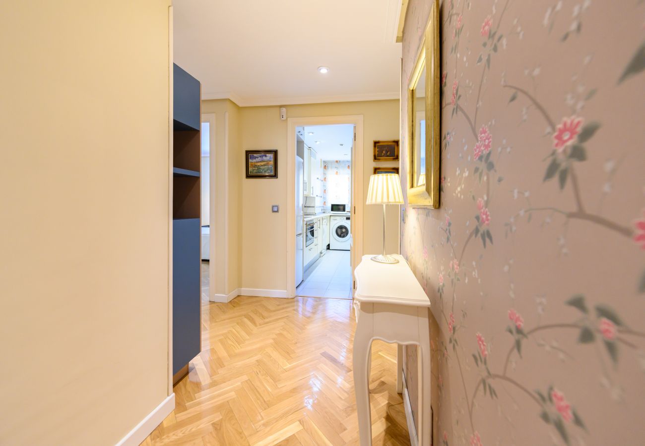 Apartamento en Madrid - M (TAM82D) Amplio piso de 2 dormitorios en Madrid
