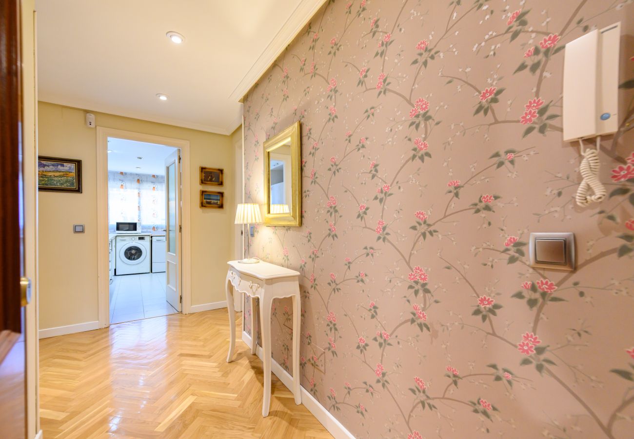 Apartamento en Madrid - M (TAM82D) Amplio piso de 2 dormitorios en Madrid