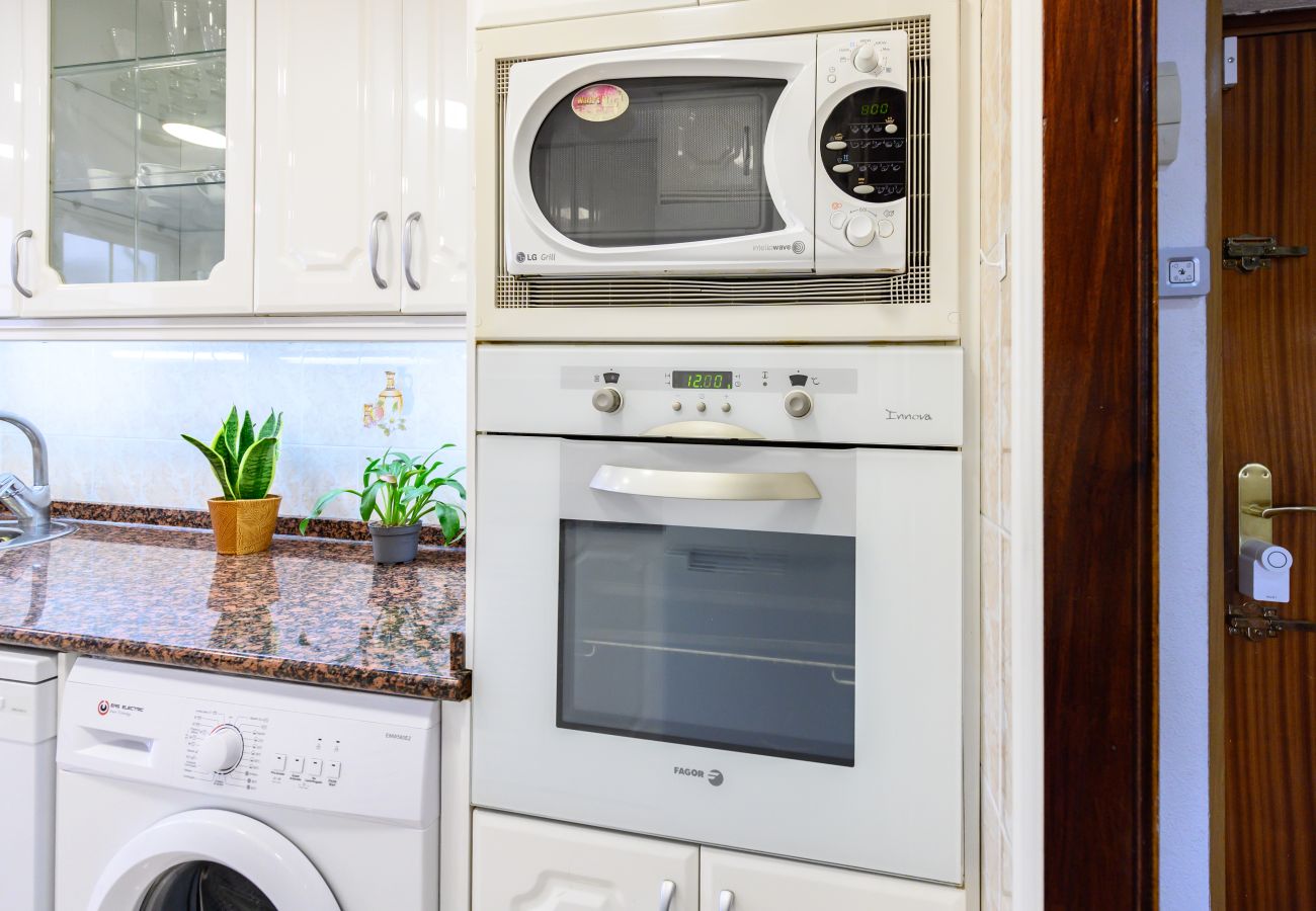 Apartamento en Madrid - M (SVI166B) Amplio y luminoso piso de 3 dormitorio