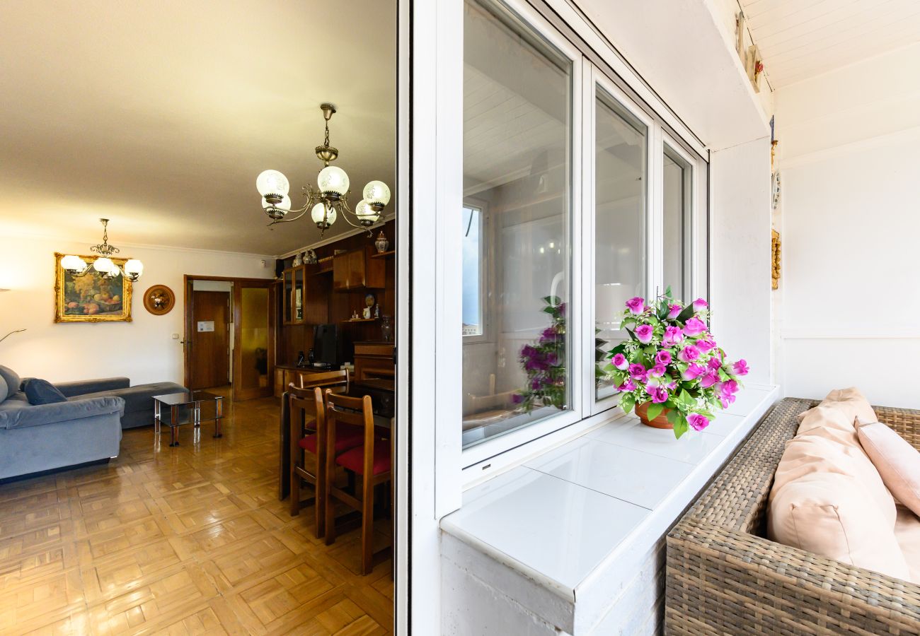 Apartamento en Madrid - M (SVI166B) Amplio y luminoso piso de 3 dormitorio