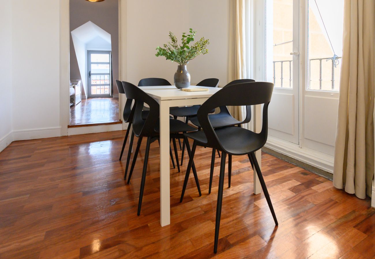 Apartamento en Madrid - M (TOL241) Espectacular Piso en la Plaza Mayor