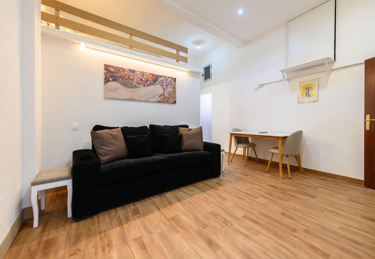 Apartamento en Madrid - M (CAST90I) Dúplex en el Centro de Madrid