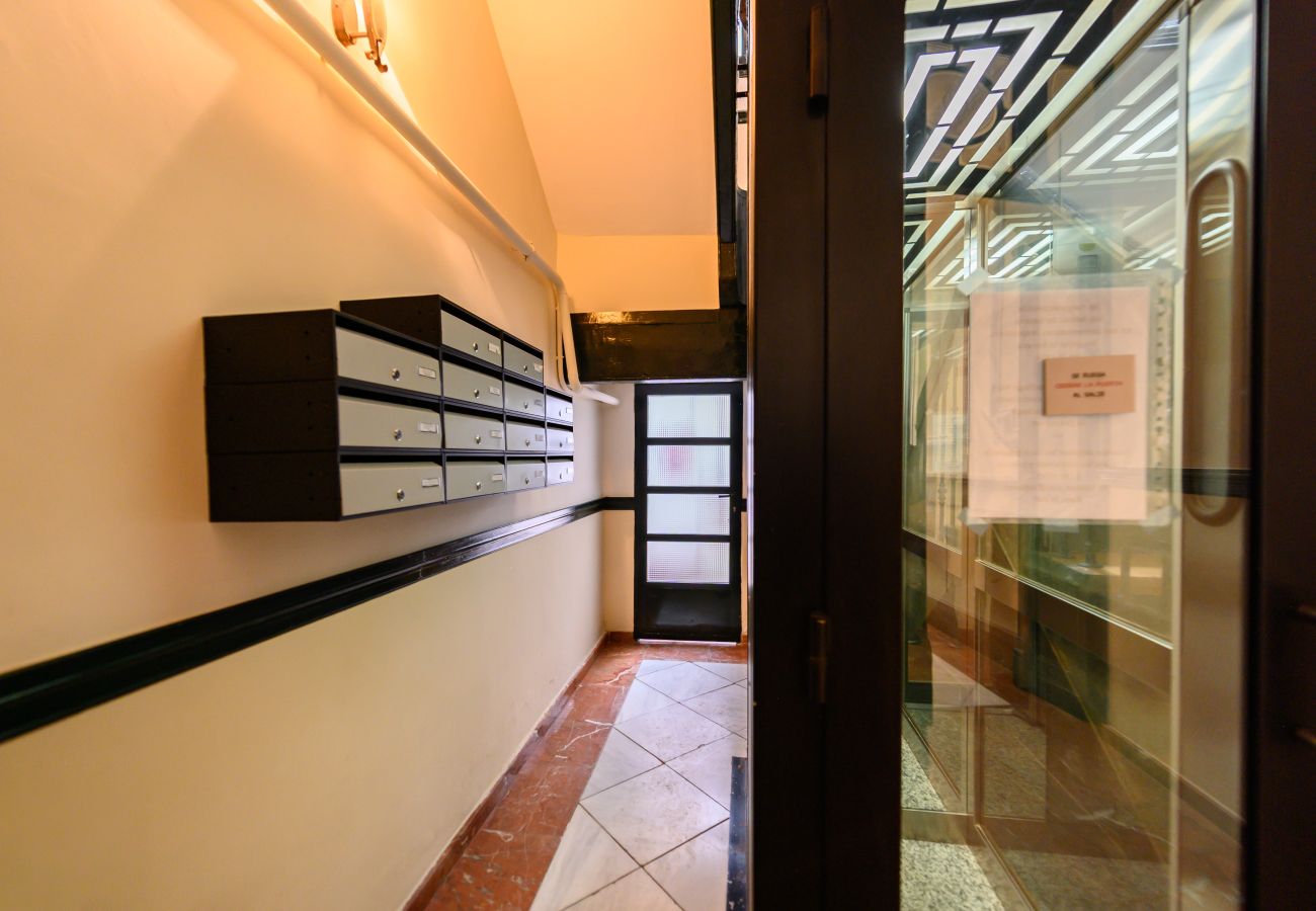 Apartamento en Madrid - M (CAST90I) Dúplex en el Centro de Madrid