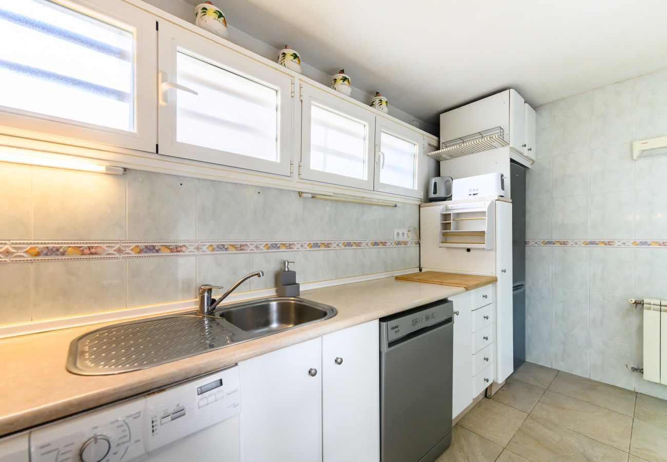 Chalet en Madrid - M (SAB52) Amplio Chalet 3 dormitorios y terraza