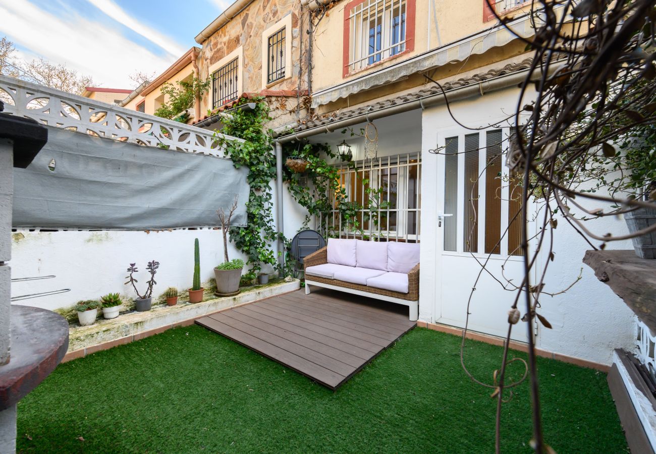 Chalet en Madrid - M (SAB52) Amplio Chalet 3 dormitorios y terraza