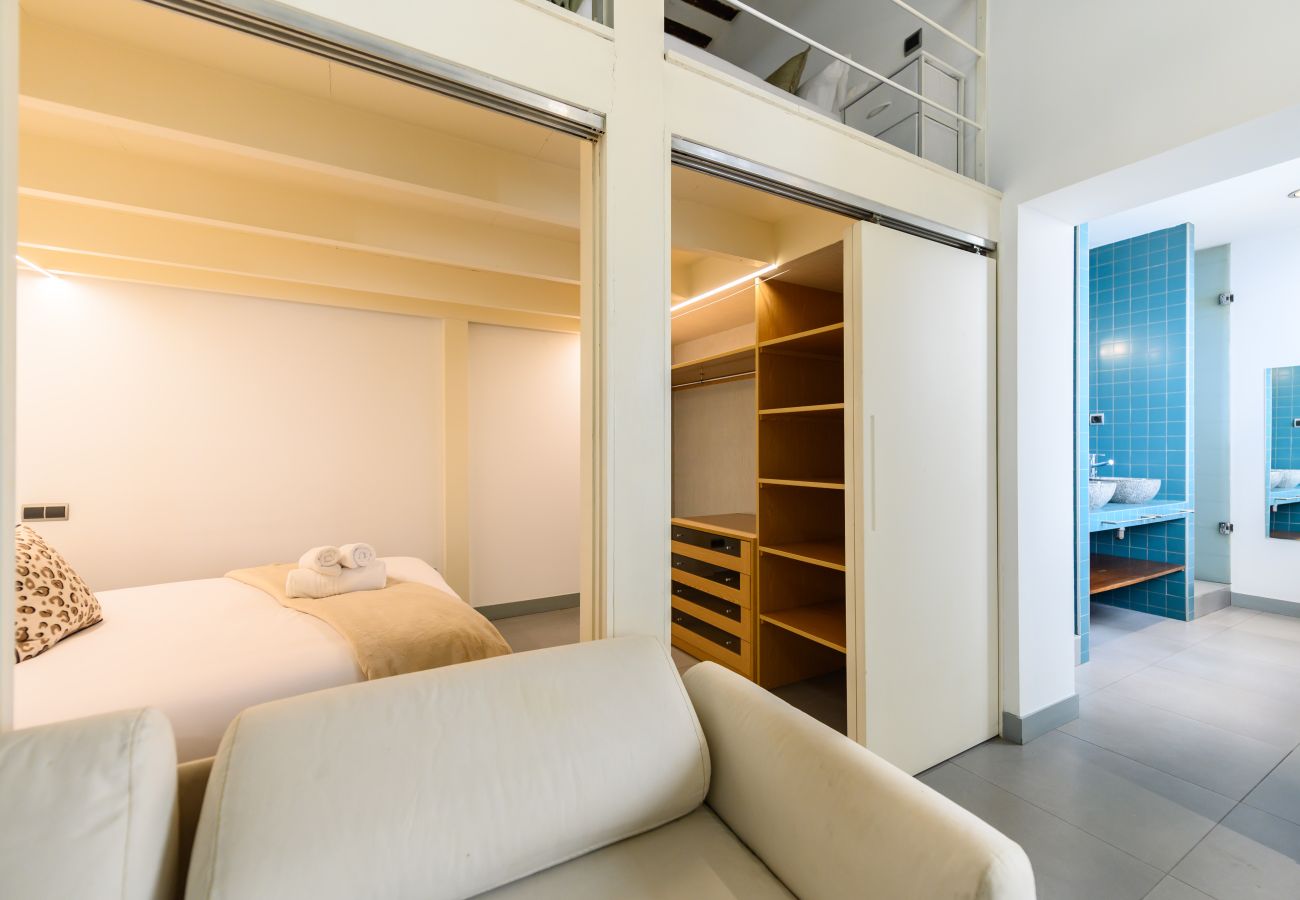 Apartamento en Madrid - M (ESA121ID) Amplio Dúplex en el centro de Madrid