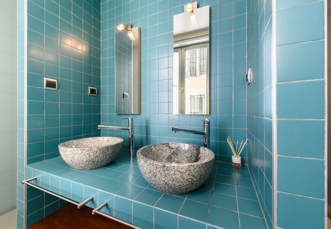 Apartamento en Madrid - M (ESA121ID) Amplio Dúplex en el centro de Madrid