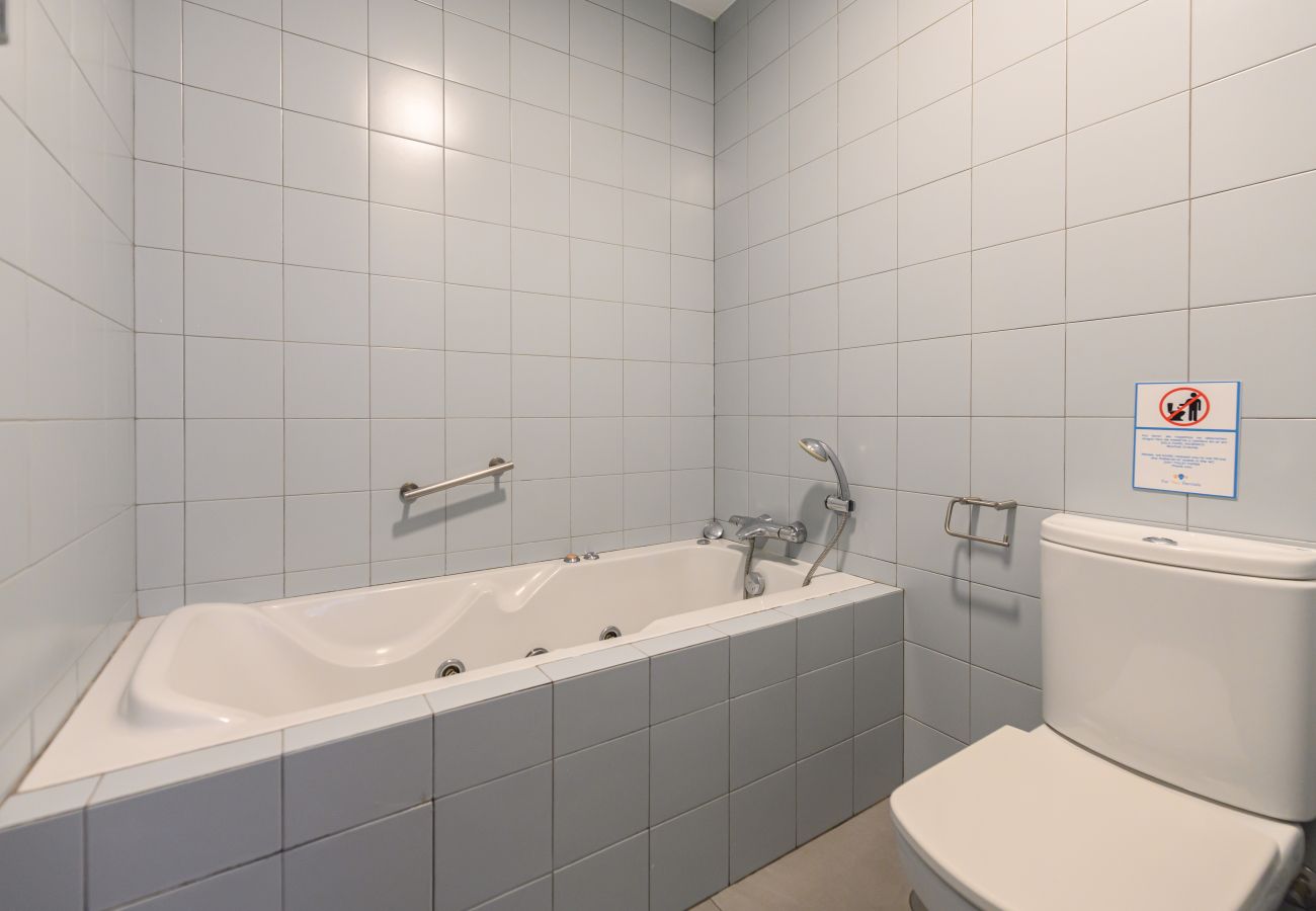Apartamento en Madrid - M (ESA121ID) Amplio Dúplex en el centro de Madrid