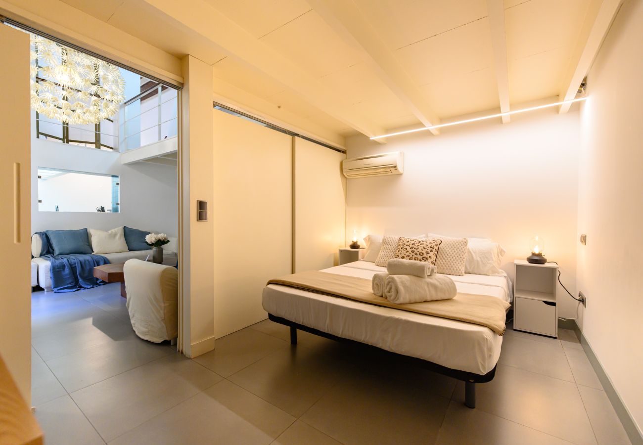 Apartamento en Madrid - M (ESA121ID) Amplio Dúplex en el centro de Madrid