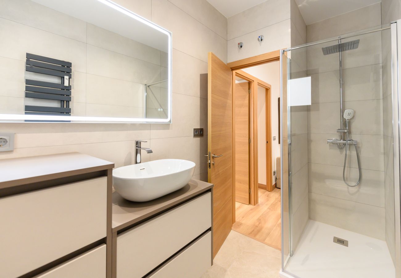 Apartamento en Madrid - M (DDS1014) Piso de 2 dormitorios en Goya, Barrio