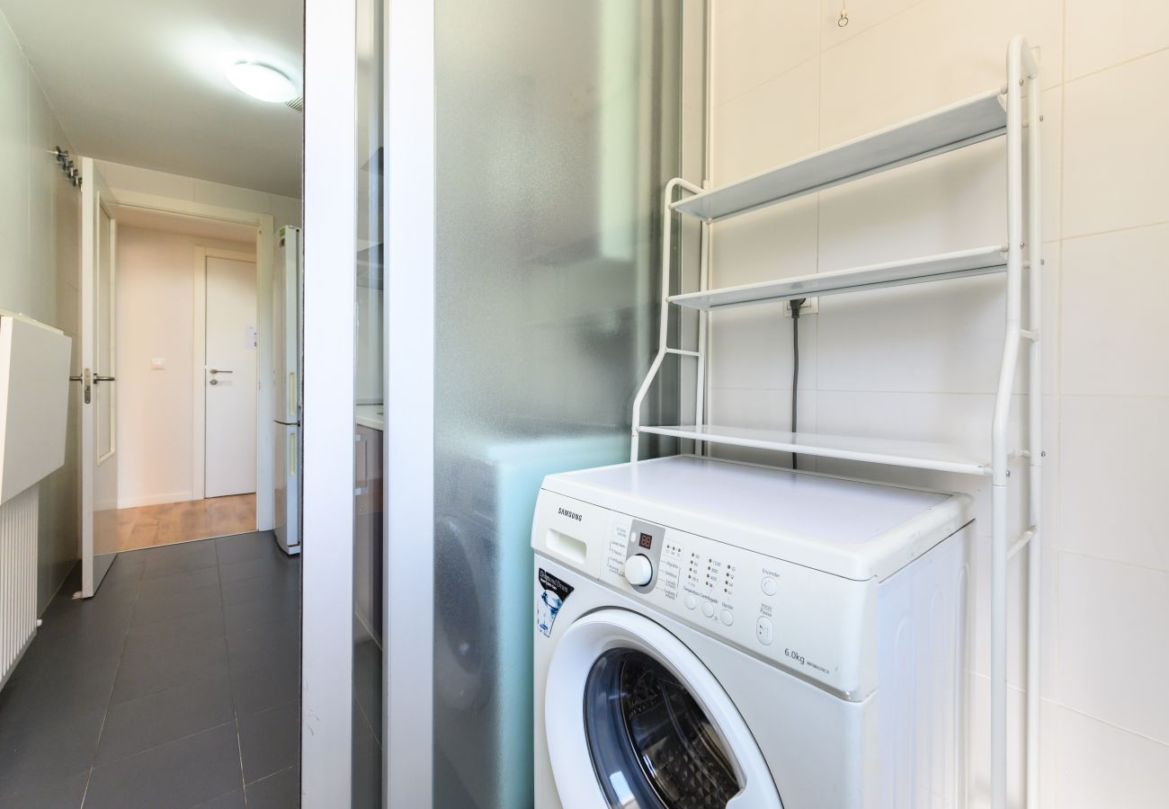 Apartamento en Madrid - M (SAQU312C) Amplio piso de 1 dormitorio en Tetuán