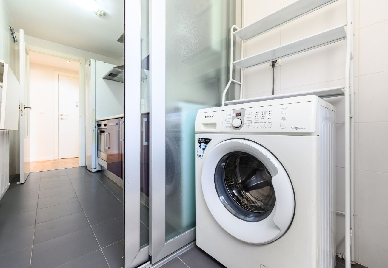 Apartamento en Madrid - M (SAQU312C) Amplio piso de 1 dormitorio en Tetuán