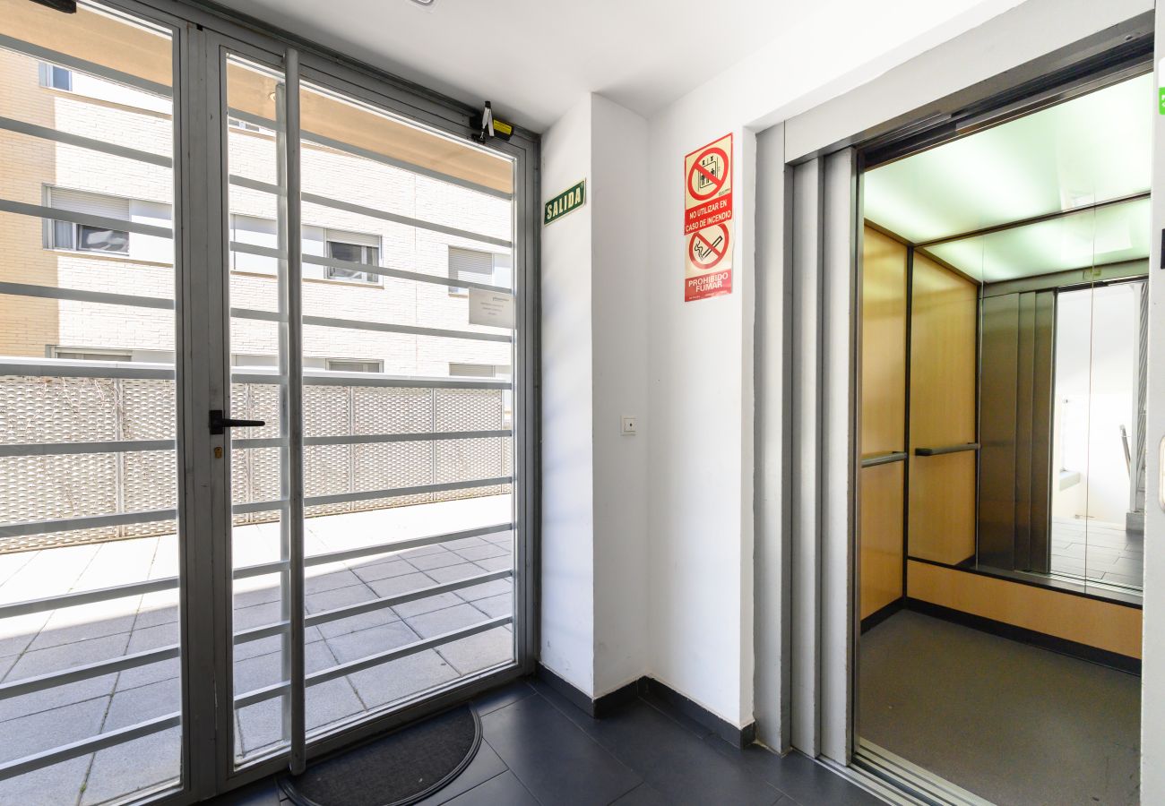 Apartamento en Madrid - M (SAQU312C) Amplio piso de 1 dormitorio en Tetuán