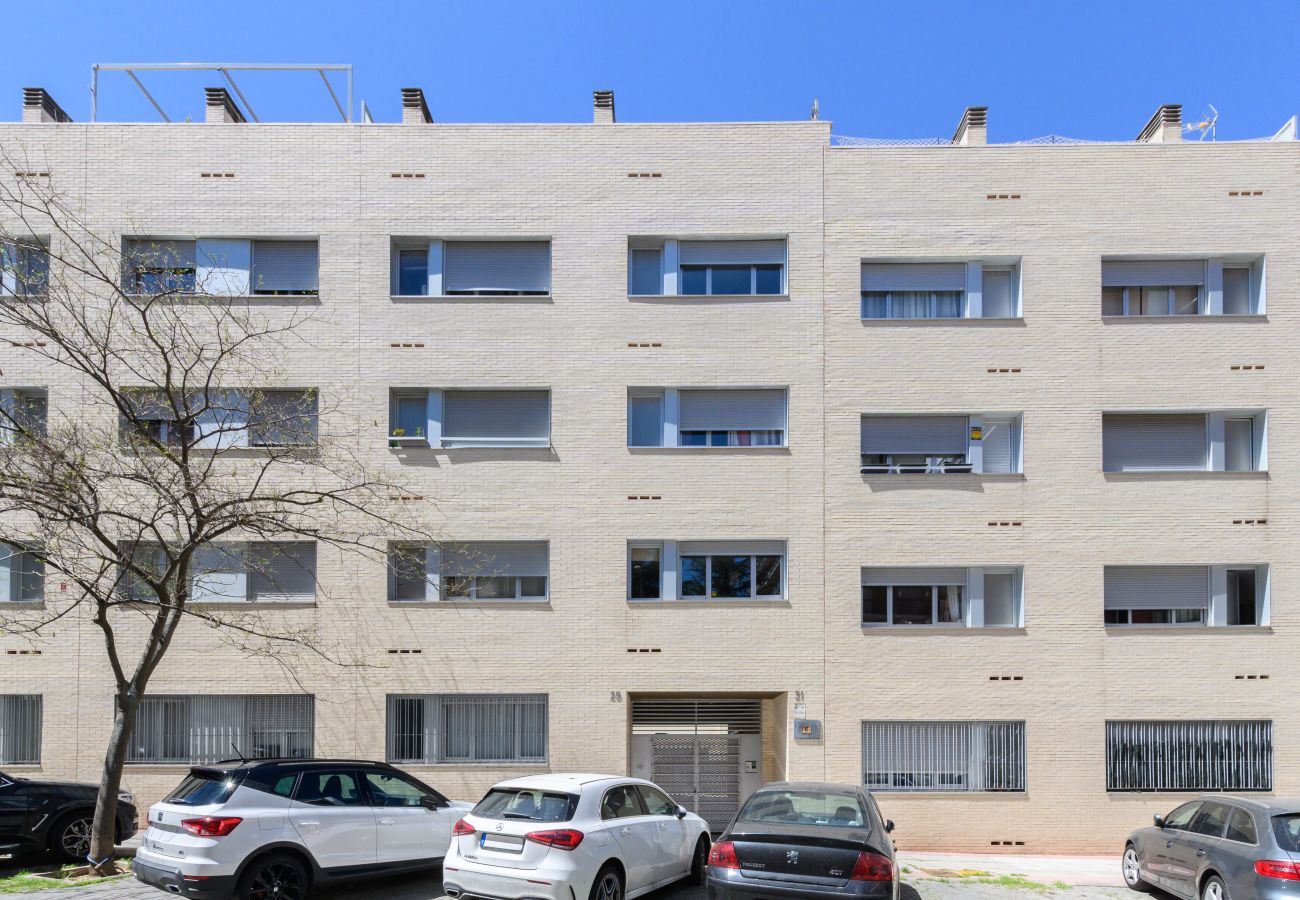 Apartamento en Madrid - M (SAQU312C) Amplio piso de 1 dormitorio en Tetuán