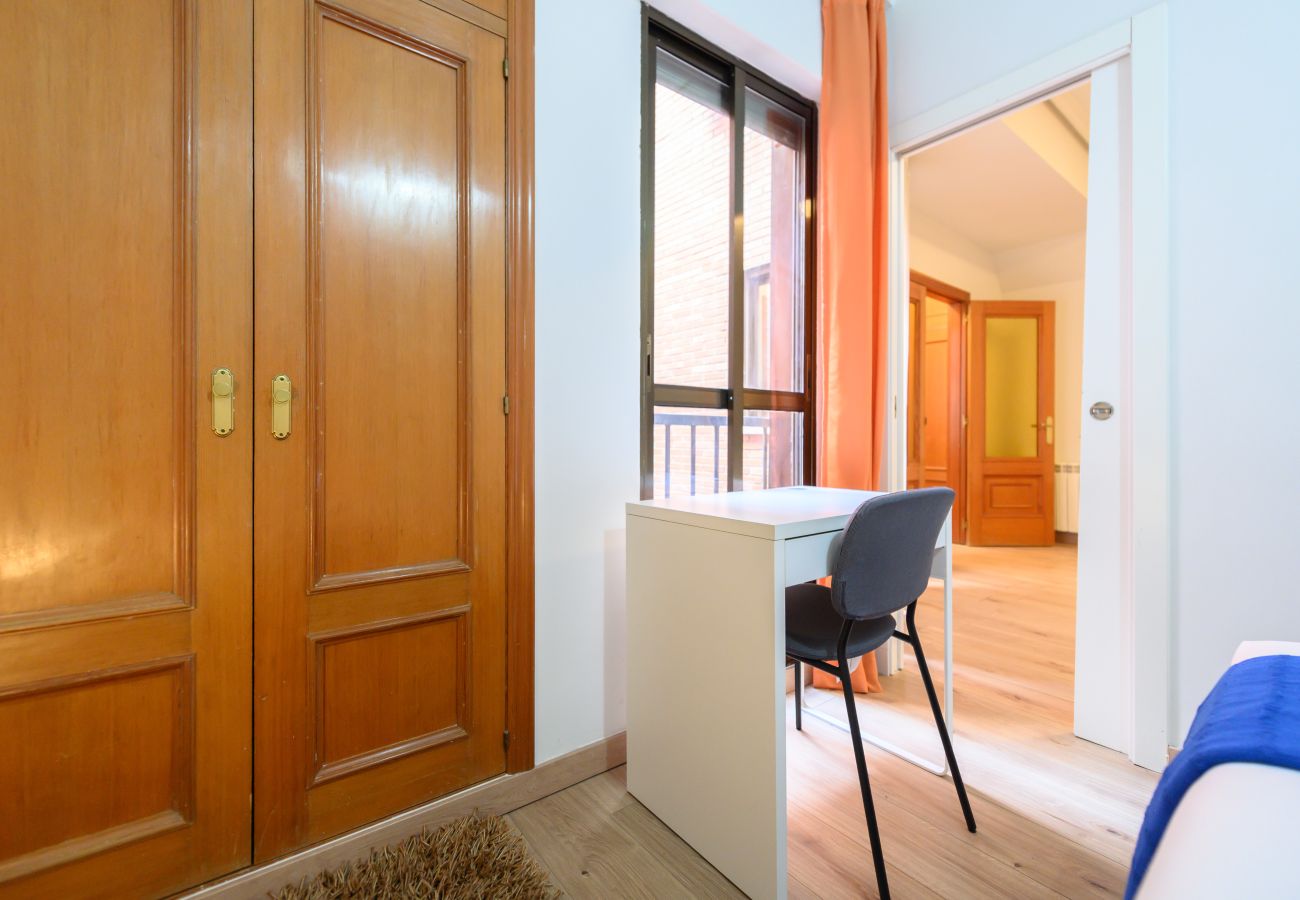 Apartamento en Madrid - M (ADU151A) Piso 2 dormitorios en Sol, Centro de M