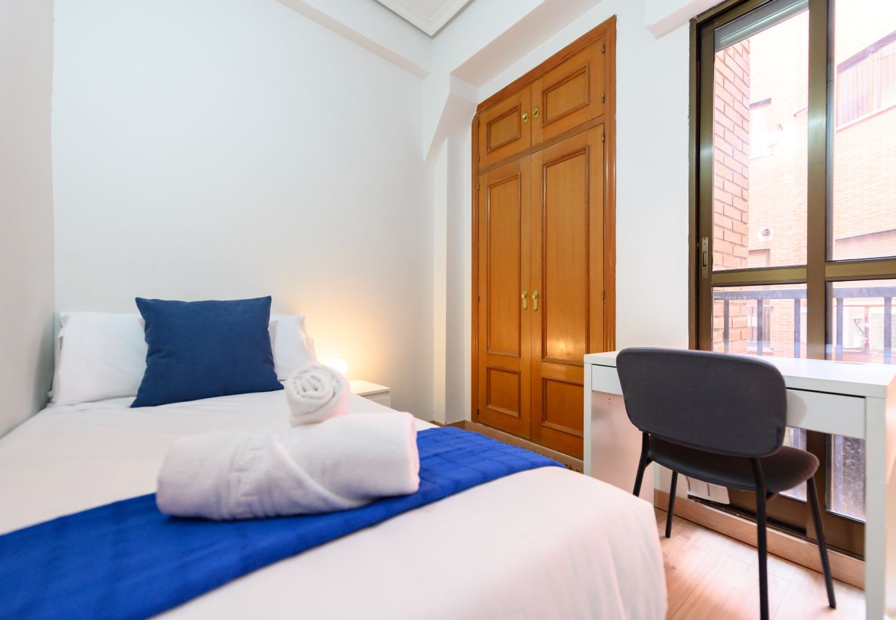 Apartamento en Madrid - M (ADU151A) Piso 2 dormitorios en Sol, Centro de M