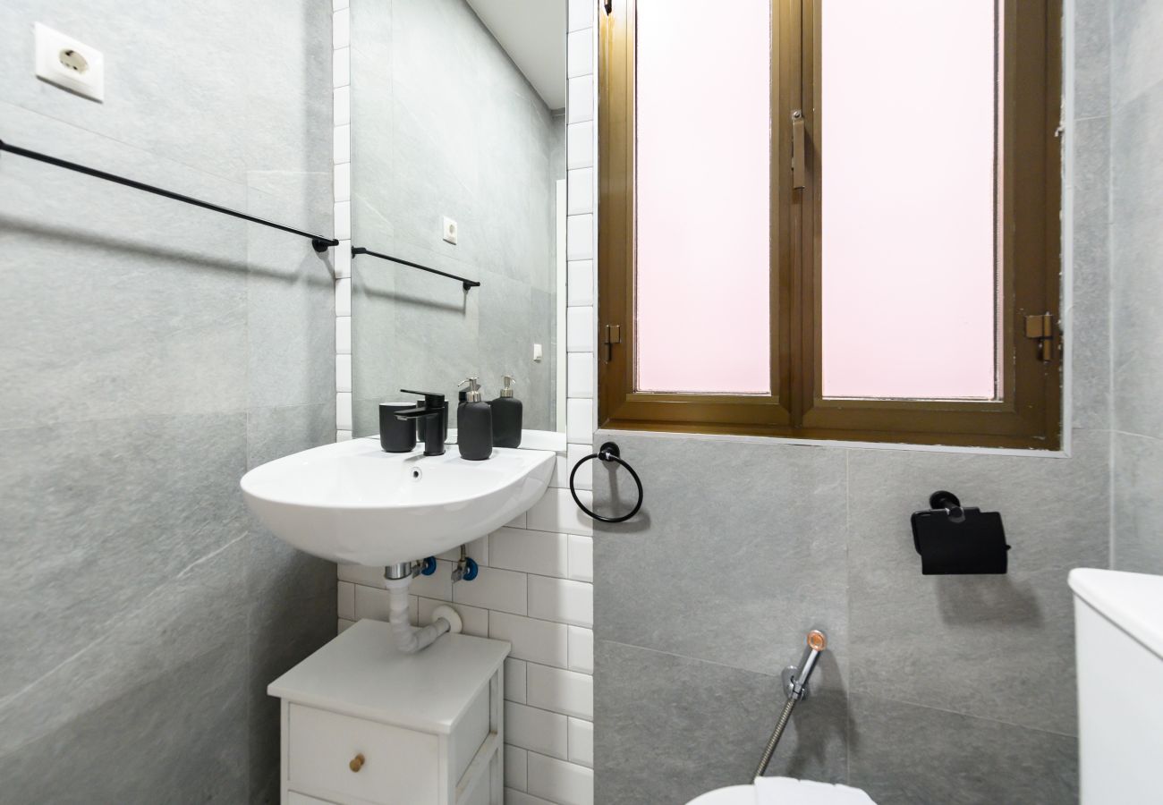 Apartamento en Madrid - M (ADU151A) Piso 2 dormitorios en Sol, Centro de M