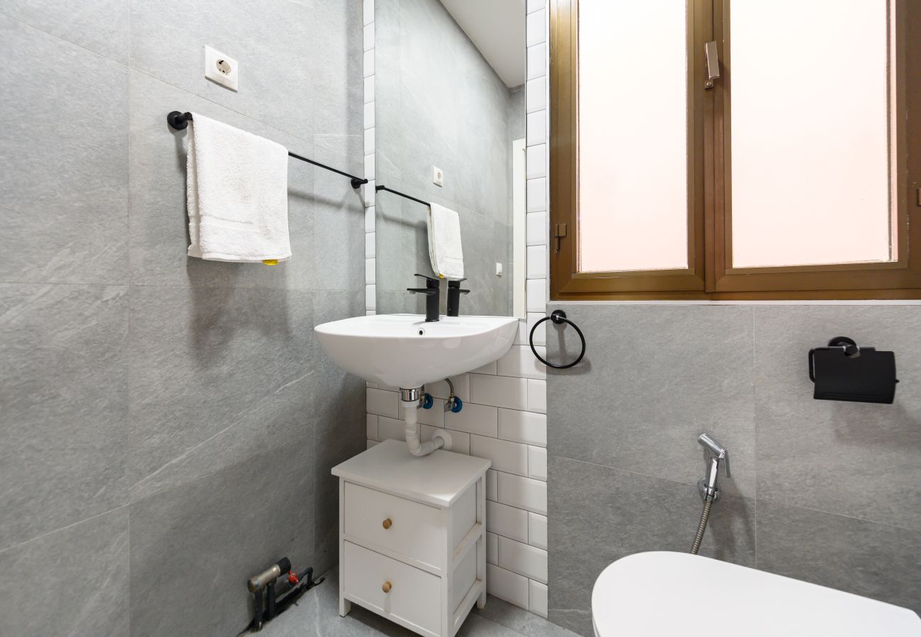 Apartamento en Madrid - M (ADU151A) Piso 2 dormitorios en Sol, Centro de M
