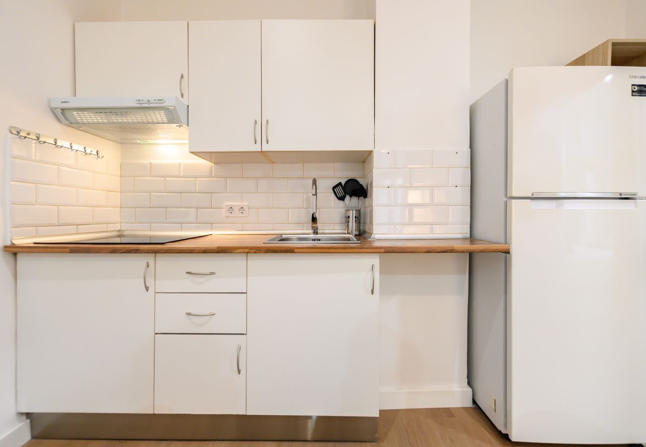 Apartamento en Madrid - M (SGE680F) Piso 1 dormitorio con terraza en Tetuá