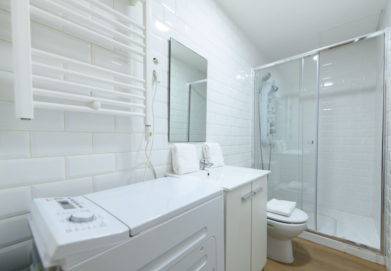 Apartamento en Madrid - M (SGE680F) Piso 1 dormitorio con terraza en Tetuá